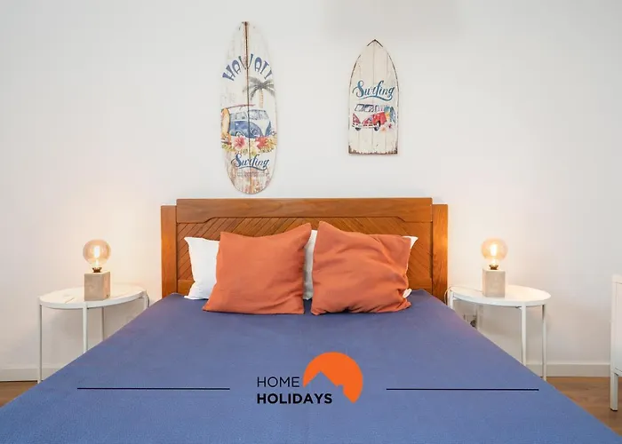 #063 Beach Flat By Home Holidays